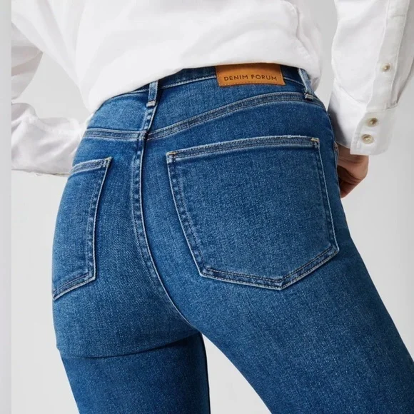 ARITZIA Denim Forum The Lola High Rise Skinny 24W 30L from Aritzia - Picture 8 of 8